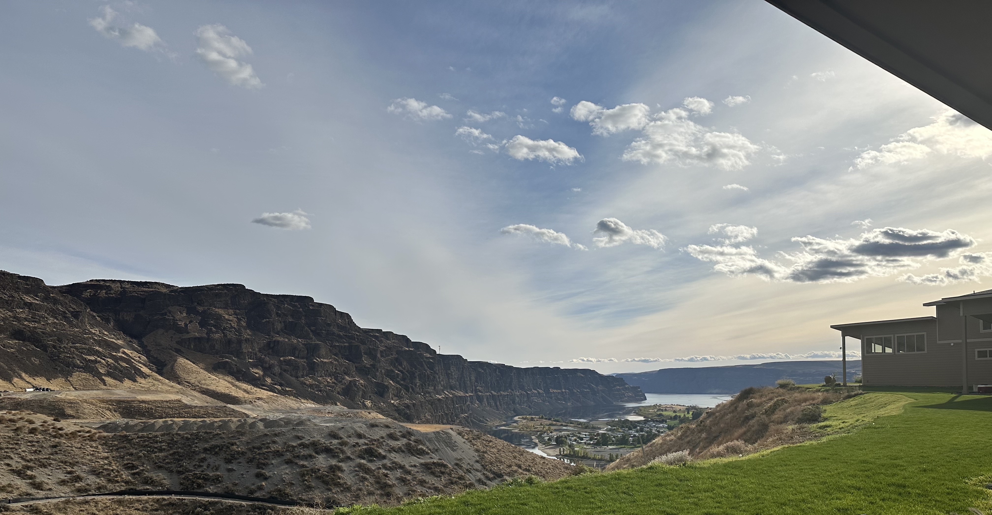 Welcome to Crescent Ridge Resort Community Association Homeowners Association!